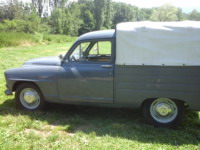 Simca Aronde pick-up (prise a Jarrie, France, en 2016) (1)